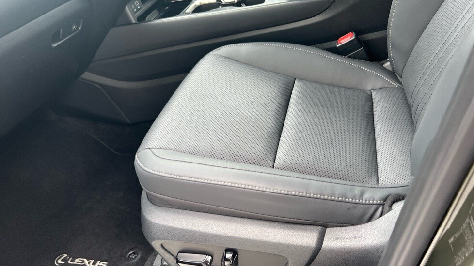 Used Lexus NX 2023 for sale - 76112417: Photo 32