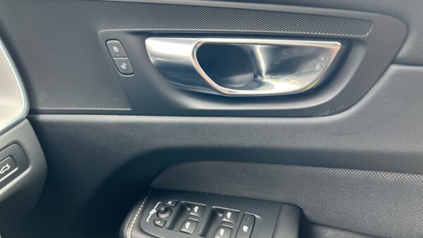 Used Volvo XC60 2022 for sale - 75610661: Photo 15
