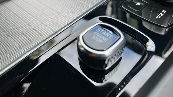 Used Volvo XC60 2022 for sale - 75610661: Photo 28
