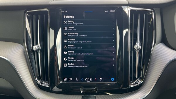 Used Volvo XC60 2022 for sale - 75610661: Photo 40