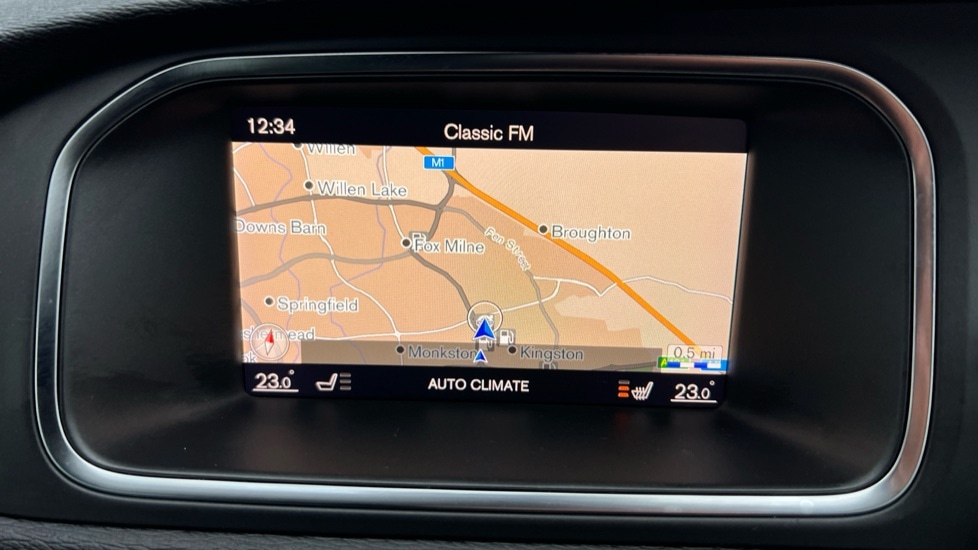 Used Volvo V40 2017 for sale - 77035989: Photo 26