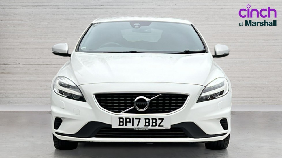 Used Volvo V40 2017 for sale - 77035989: Photo 8