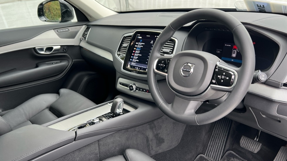 Used Volvo XC90 2023 for sale - 77031257: Photo 5