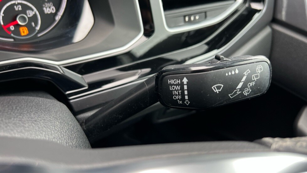 Used Volkswagen Polo 2020 for sale - 76766195: Photo 24