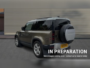 Used Land Rover Defender 2021 for sale - 76208805: Photo 2