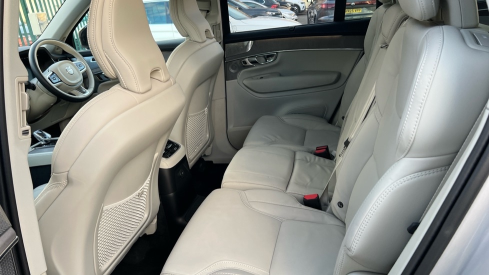 Used Volvo XC90 2025 for sale - 76602907: Photo 10