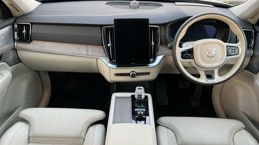 Used Volvo XC90 2025 for sale - 76602907: Photo 21