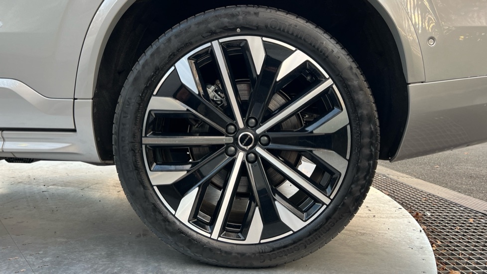 Used Volvo XC90 2025 for sale - 76602907: Photo 26