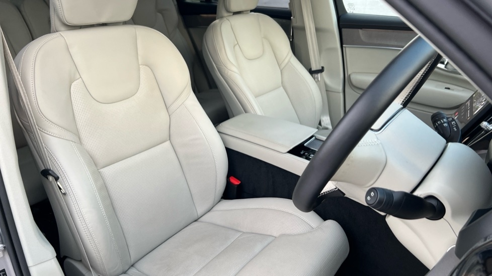 Used Volvo XC90 2025 for sale - 76602907: Photo 9