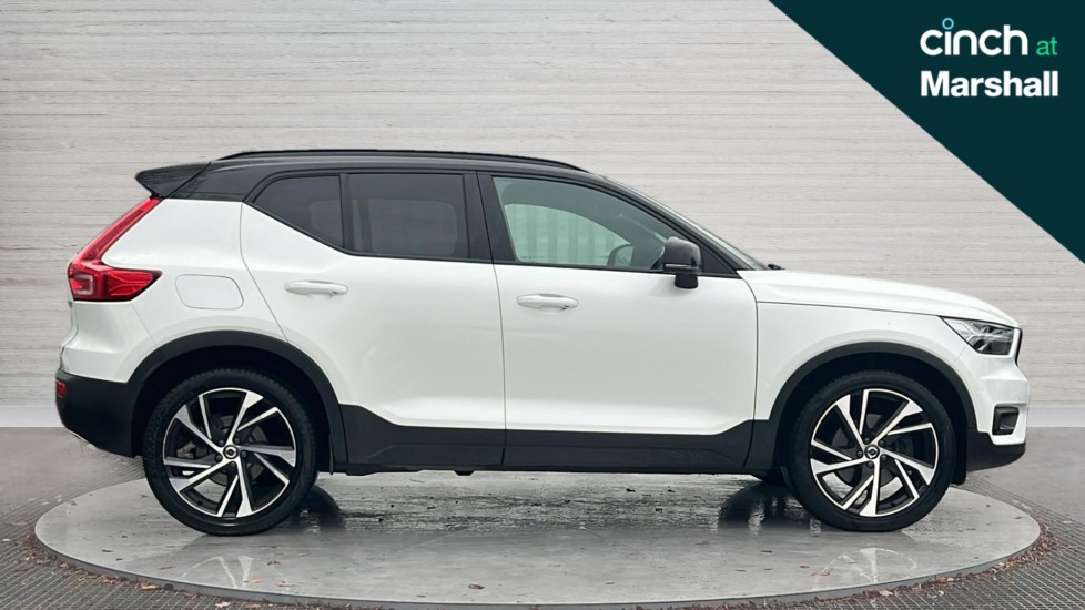 Used Volvo XC40 2020 for sale - 76766114: Photo 2