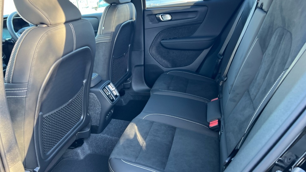 Used Volvo XC40 2025 for sale - 76894795: Photo 10