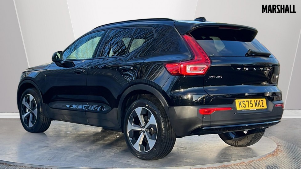 Used Volvo XC40 2025 for sale - 76894795: Photo 2