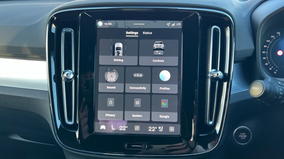 Used Volvo XC40 2025 for sale - 76894795: Photo 40