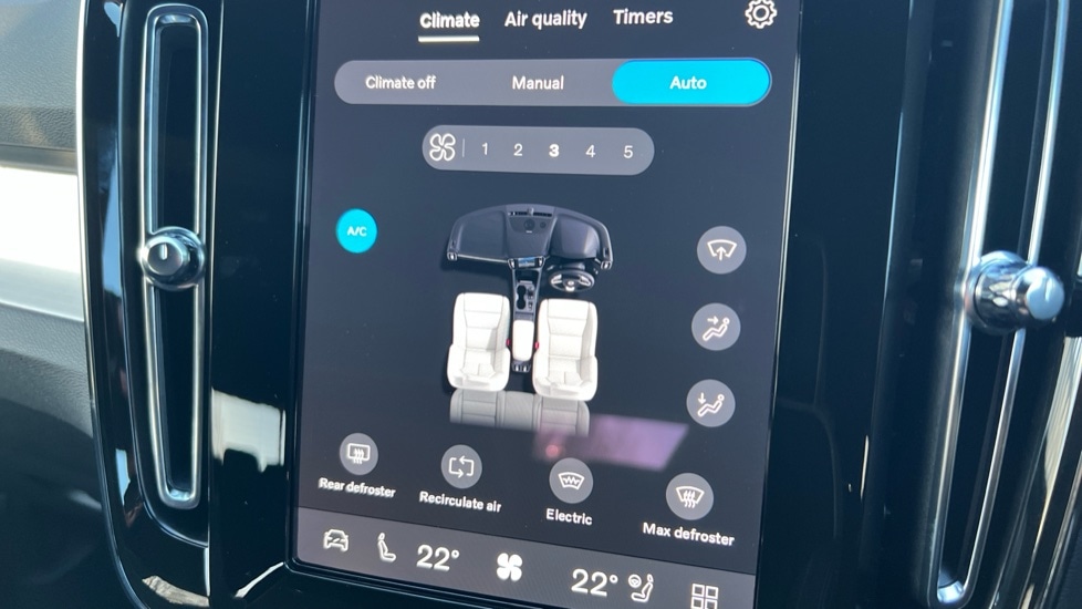 Used Volvo XC40 2025 for sale - 76894795: Photo 54