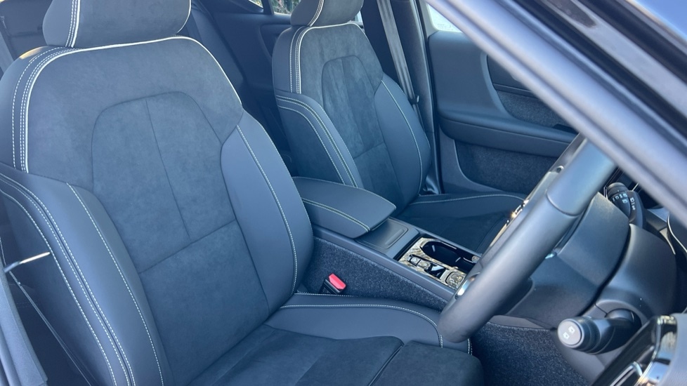 Used Volvo XC40 2025 for sale - 76894795: Photo 9