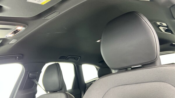 Used Volvo XC60 2021 for sale - 76297554: Photo 11