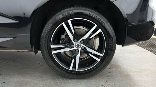 Used Volvo XC60 2021 for sale - 76297554: Photo 4