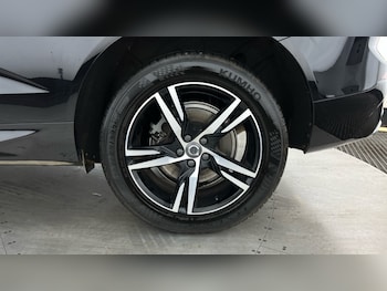 Used Volvo XC60 2021 for sale - 76297554: Photo 4