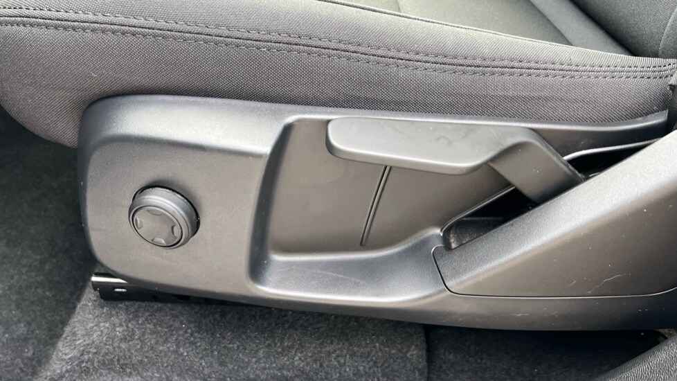 Used Volvo C40 2023 for sale - 76602958: Photo 44