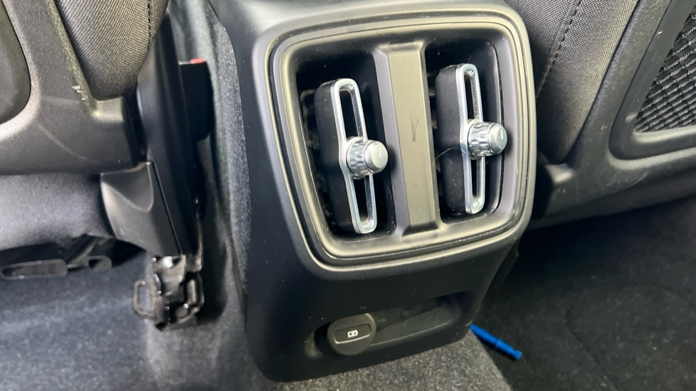 Used Volvo C40 2023 for sale - 76602958: Photo 47