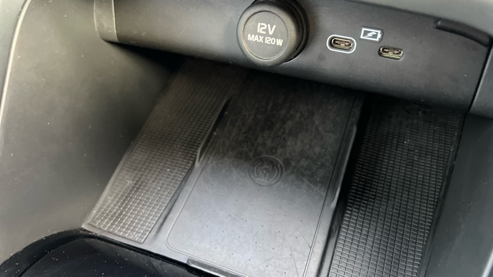 Used Volvo C40 2023 for sale - 76602958: Photo 50