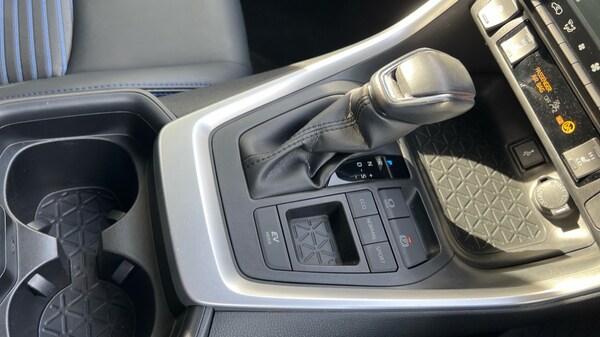 Used Toyota RAV4 2021 for sale - 75783799: Photo 28