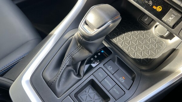 Used Toyota RAV4 2021 for sale - 75783799: Photo 29