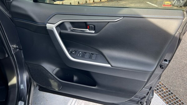 Used Toyota RAV4 2021 for sale - 75783799: Photo 42