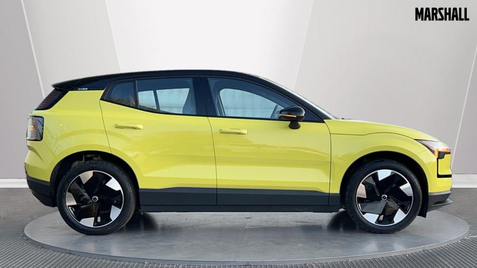 Used Volvo EX30 2025 for sale - 75472391: Photo 3