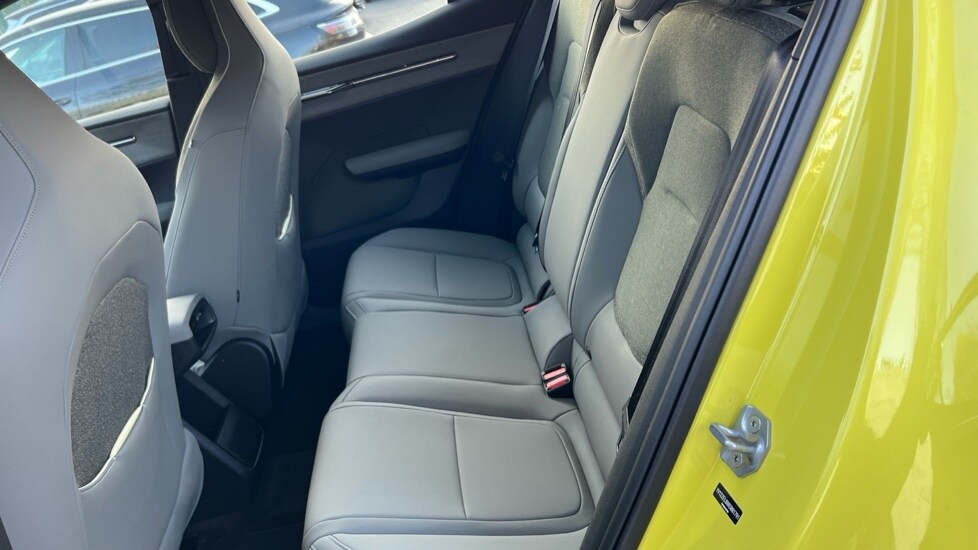 Used Volvo EX30 2025 for sale - 75472391: Photo 36