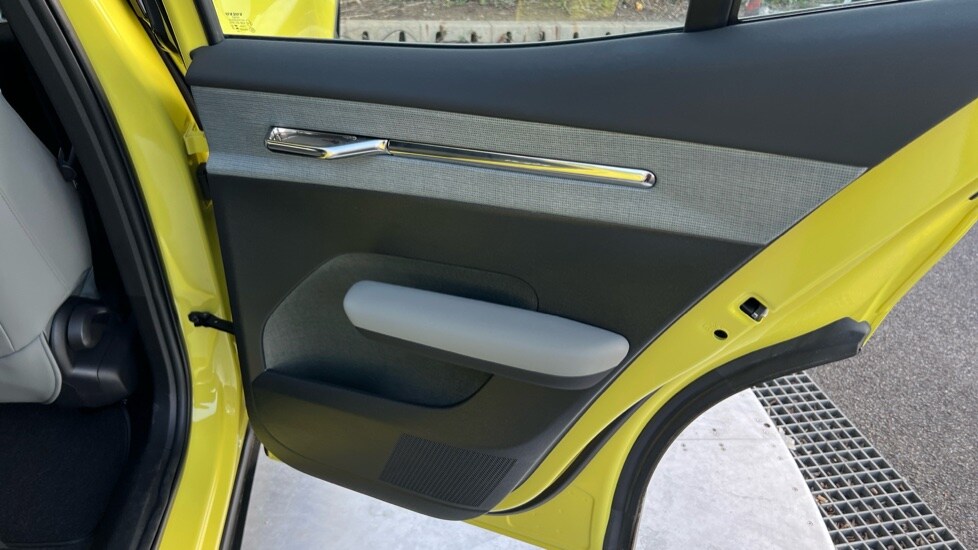 Used Volvo EX30 2025 for sale - 75472391: Photo 46