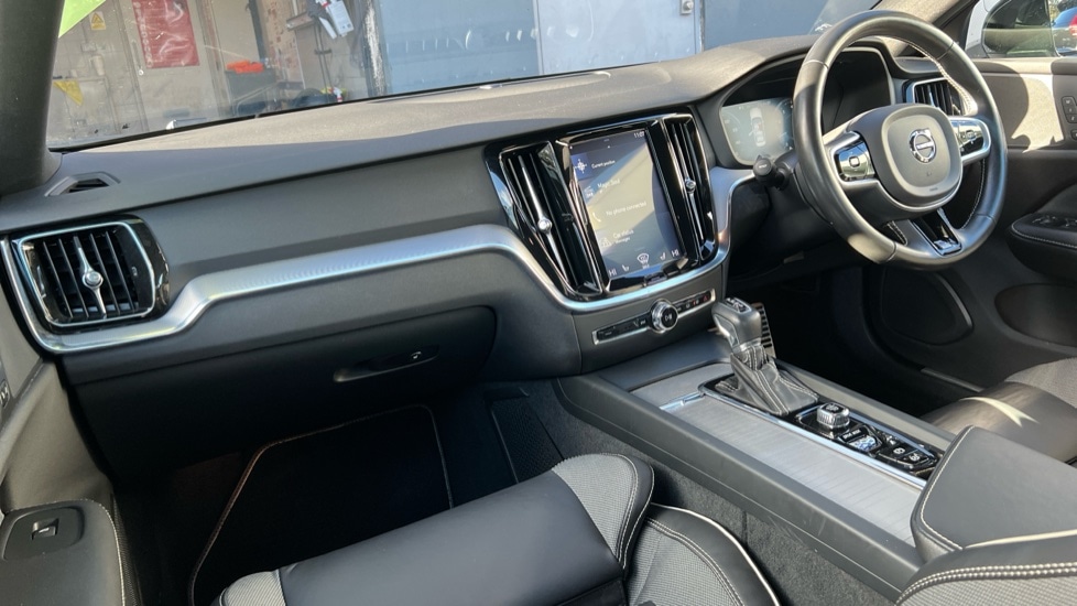 Used Volvo S60 2019 for sale - 76942928: Photo 10