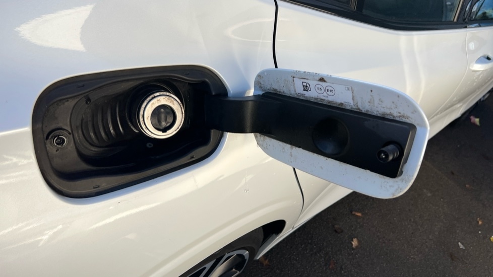 Used Volvo S60 2019 for sale - 76942928: Photo 23