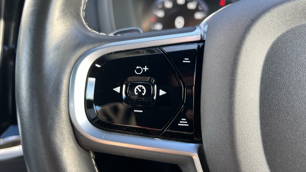 Used Volvo S60 2019 for sale - 76942928: Photo 25