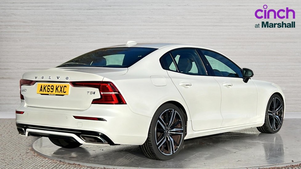 Used Volvo S60 2019 for sale - 76942928: Photo 3