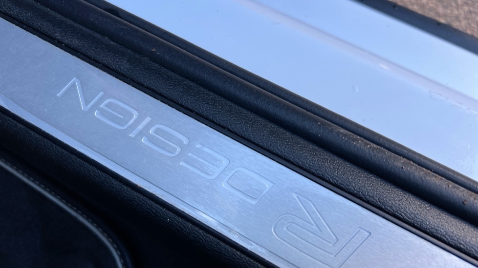 Used Volvo S60 2019 for sale - 76942928: Photo 38