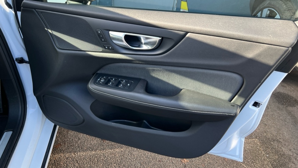 Used Volvo S60 2019 for sale - 76942928: Photo 40