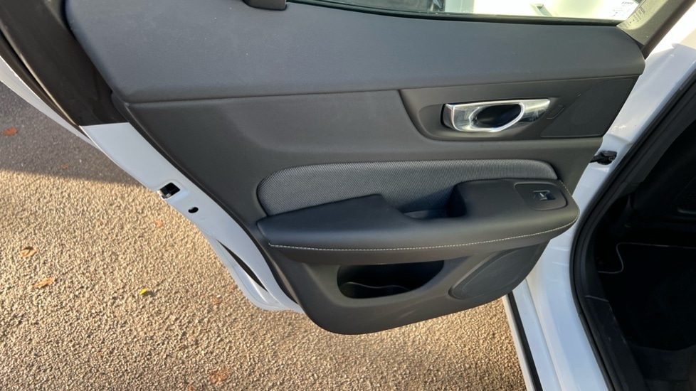 Used Volvo S60 2019 for sale - 76942928: Photo 44