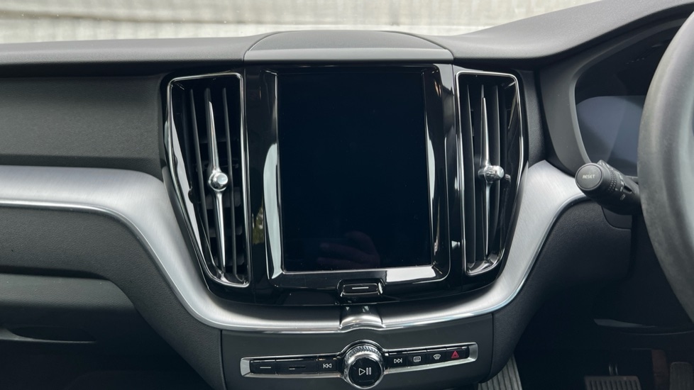 Used Volvo XC60 2022 for sale - 76514940: Photo 22