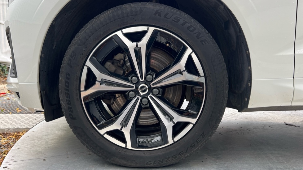Used Volvo XC60 2022 for sale - 76514940: Photo 25