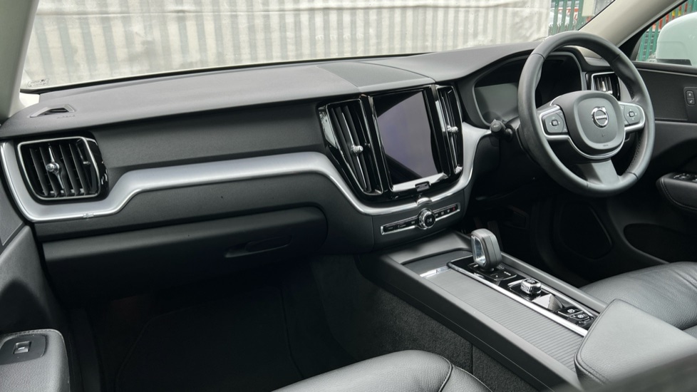 Used Volvo XC60 2022 for sale - 76514940: Photo 4