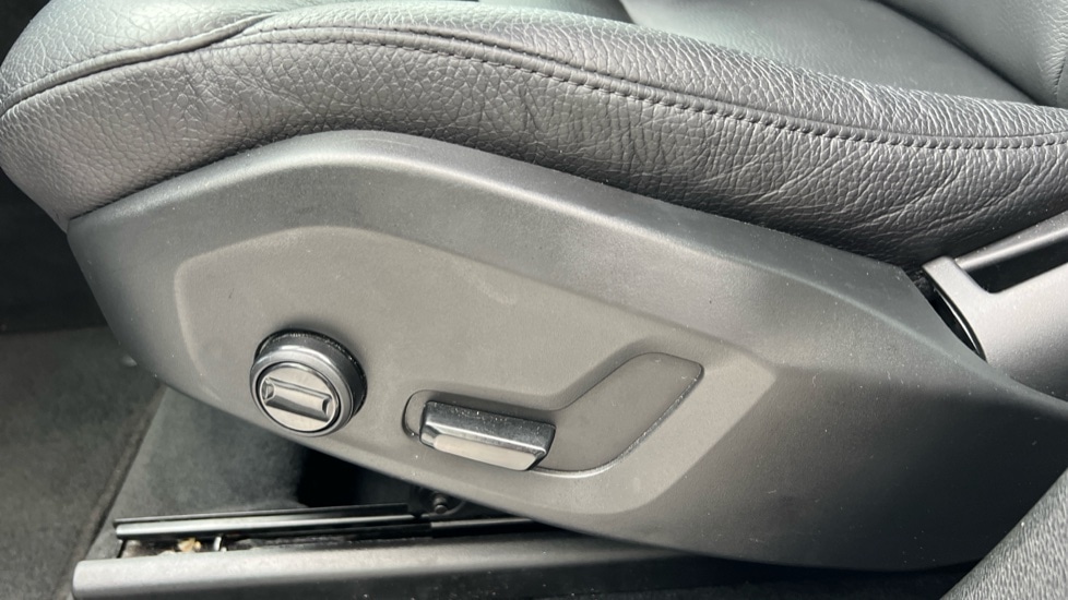 Used Volvo XC60 2022 for sale - 76514940: Photo 44