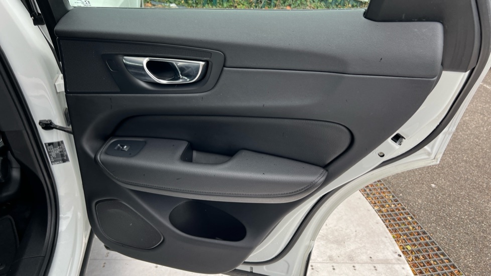 Used Volvo XC60 2022 for sale - 76514940: Photo 47