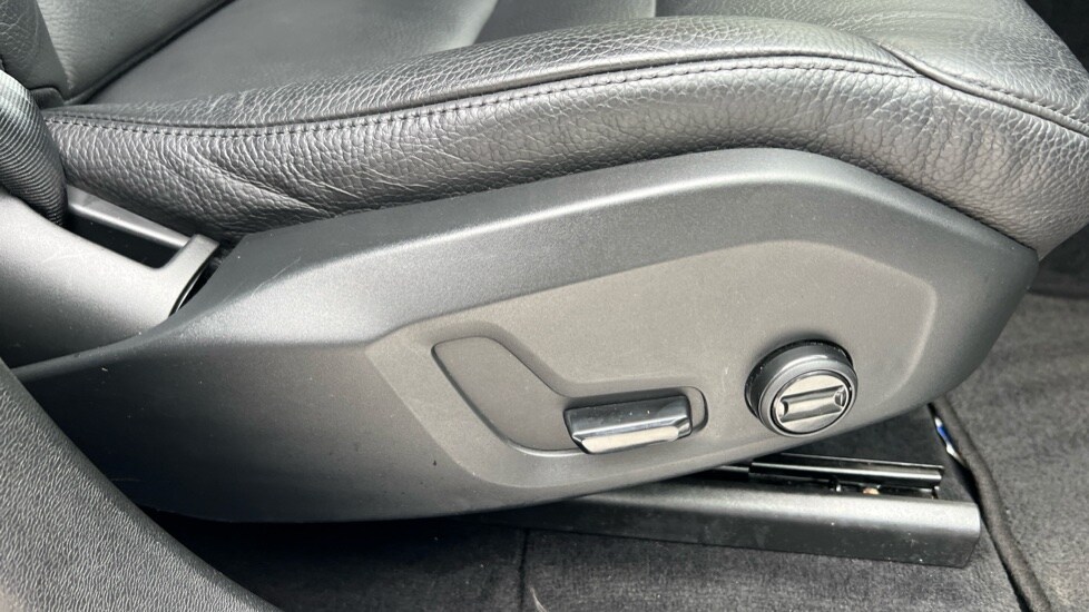 Used Volvo XC60 2022 for sale - 76514940: Photo 50