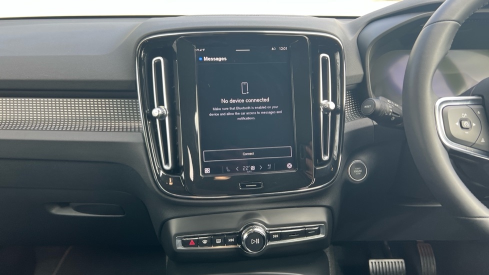 Used Volvo XC40 2023 for sale - 76528946: Photo 22