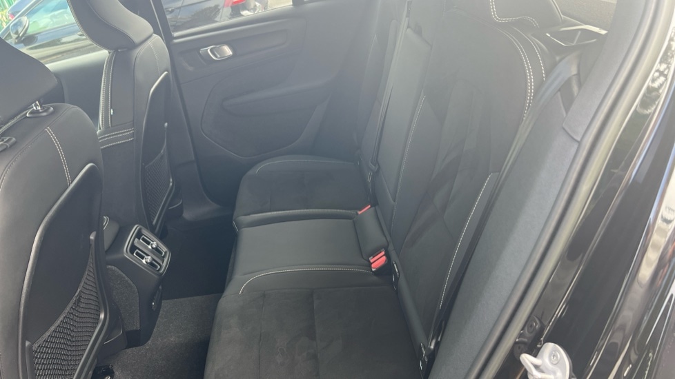 Used Volvo XC40 2023 for sale - 76528946: Photo 38