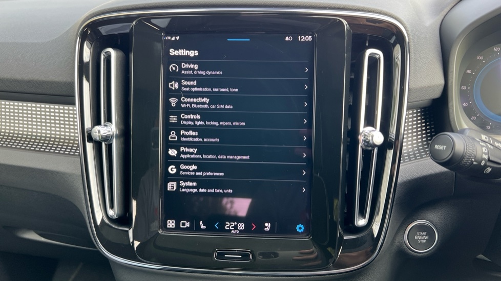 Used Volvo XC40 2023 for sale - 76528946: Photo 40