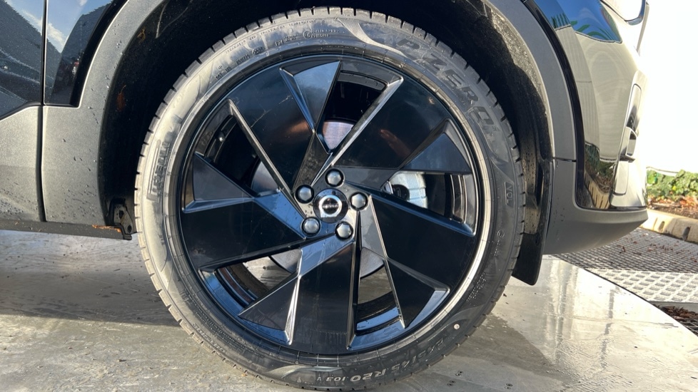 Used Volvo XC40 2025 for sale - 76894786: Photo 16