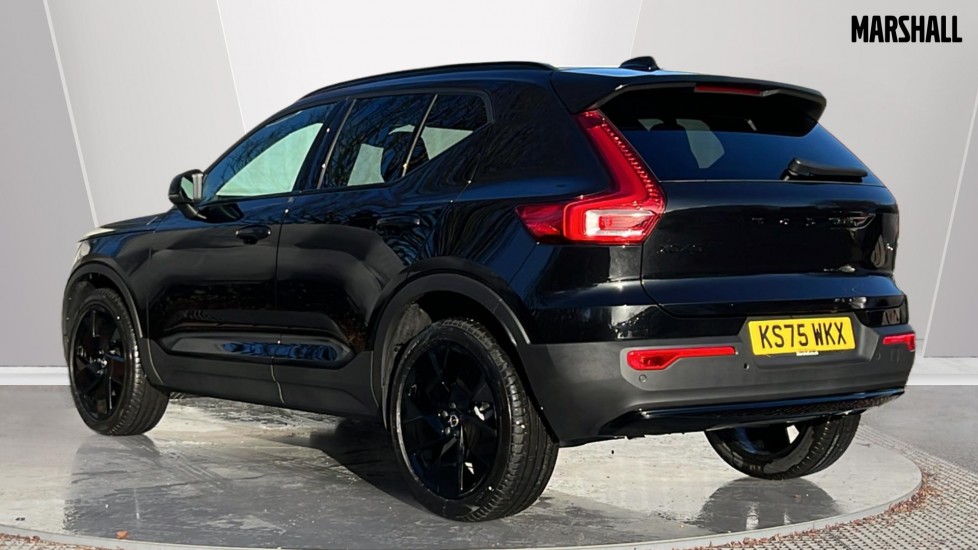 Used Volvo XC40 2025 for sale - 76894786: Photo 2