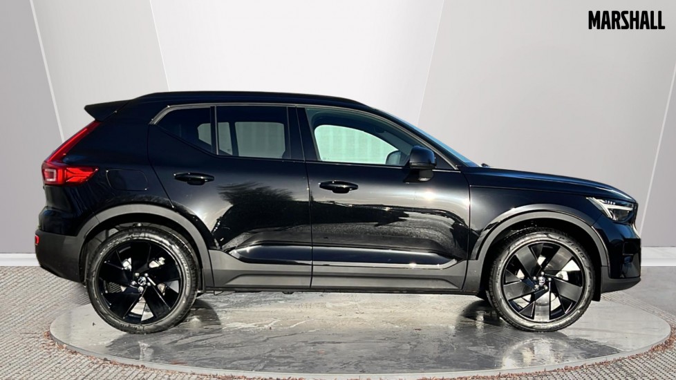 Used Volvo XC40 2025 for sale - 76894786: Photo 3